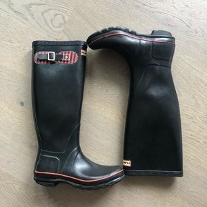 Hunter rain boots size 8